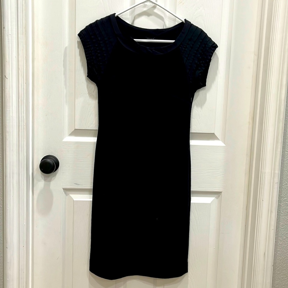 Size 2 Ann Taylor little black dress with cap sleeves.
